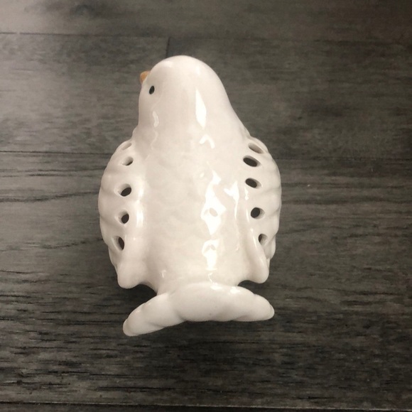 White small ceramic Dove accent decor - Picture 4 of 8